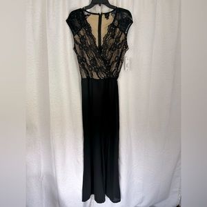Pant-jumper. Black lace. New w/tags. Worthington size L